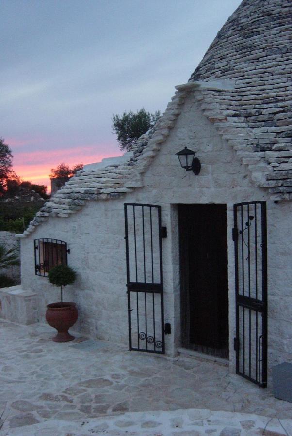 Trullo Serendipity Alberobello Bagian luar foto